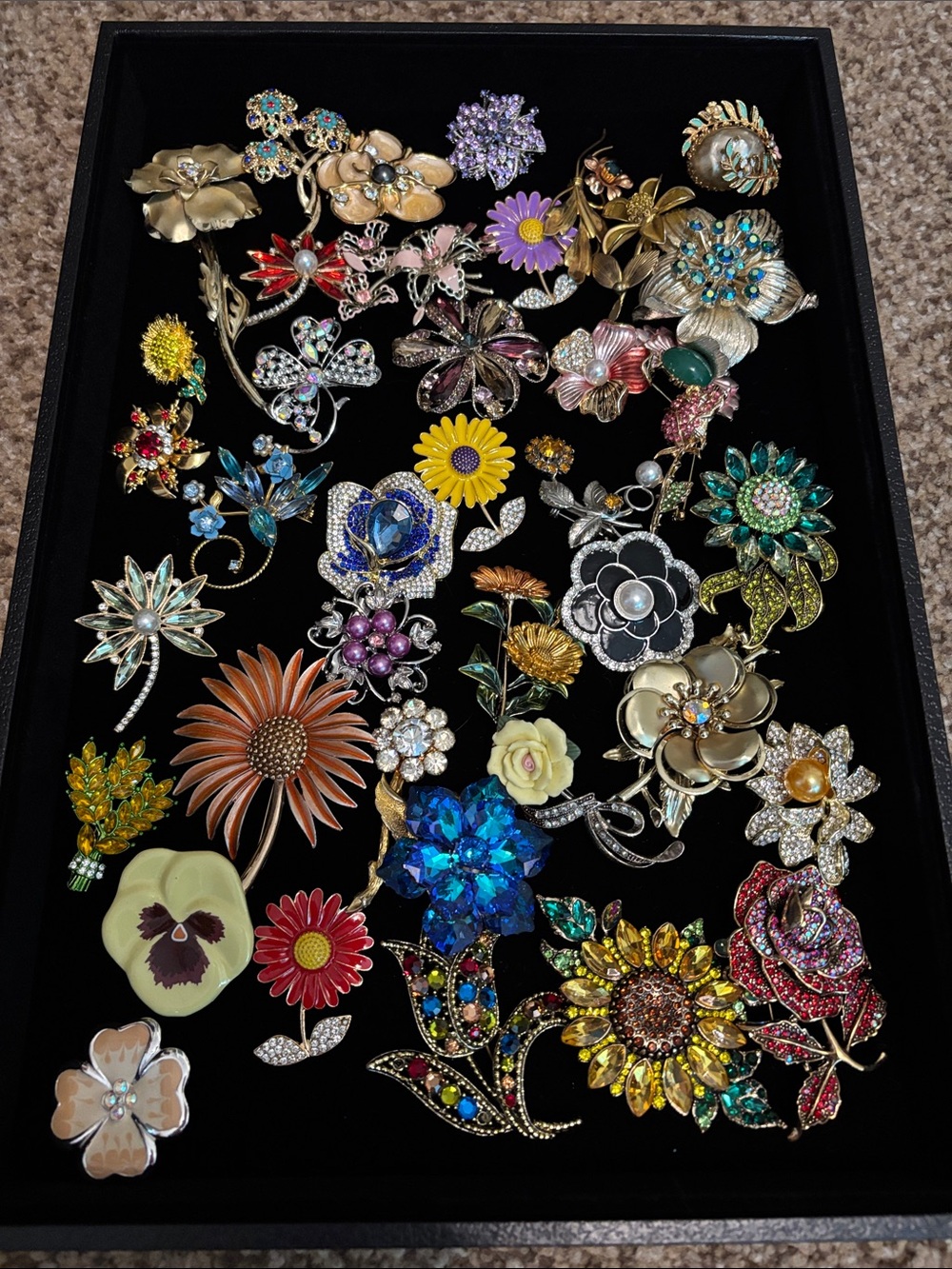 Assorted Lot 40 Floral Brooch Pin  Vintage and New